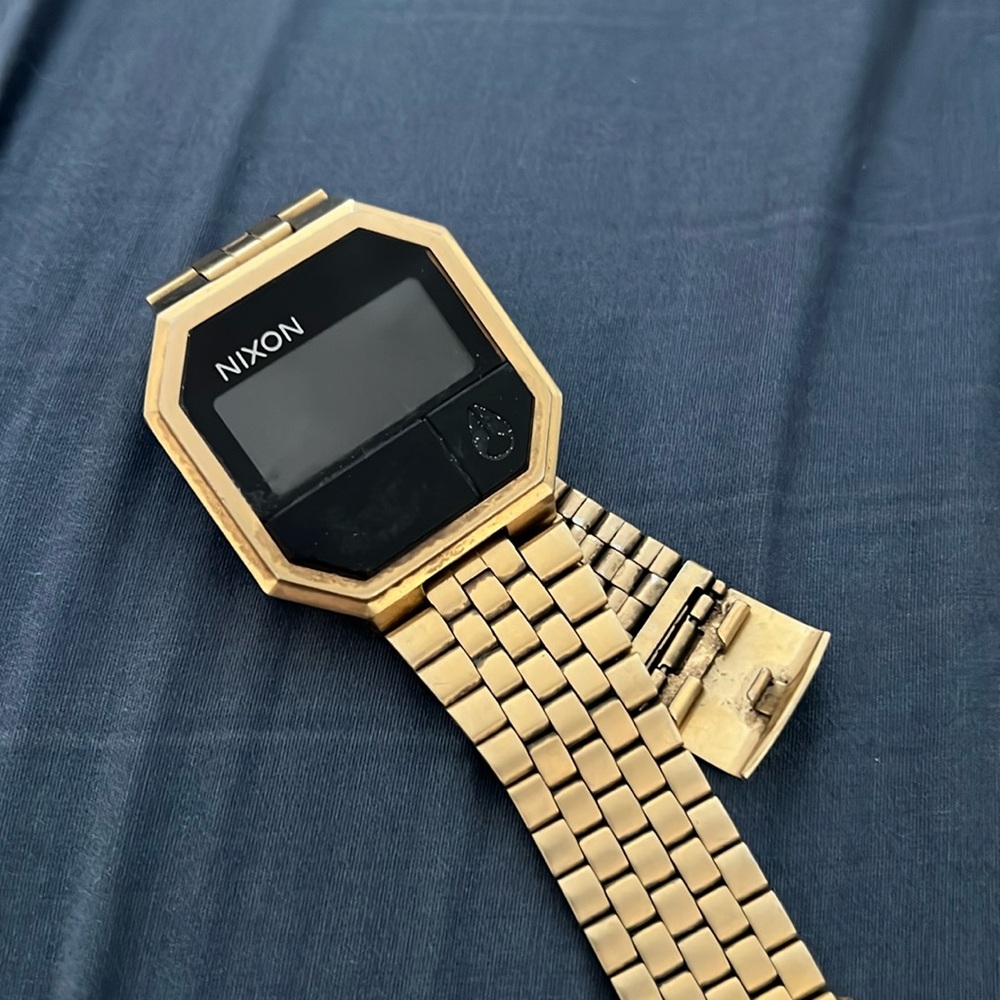 Nixon Watch